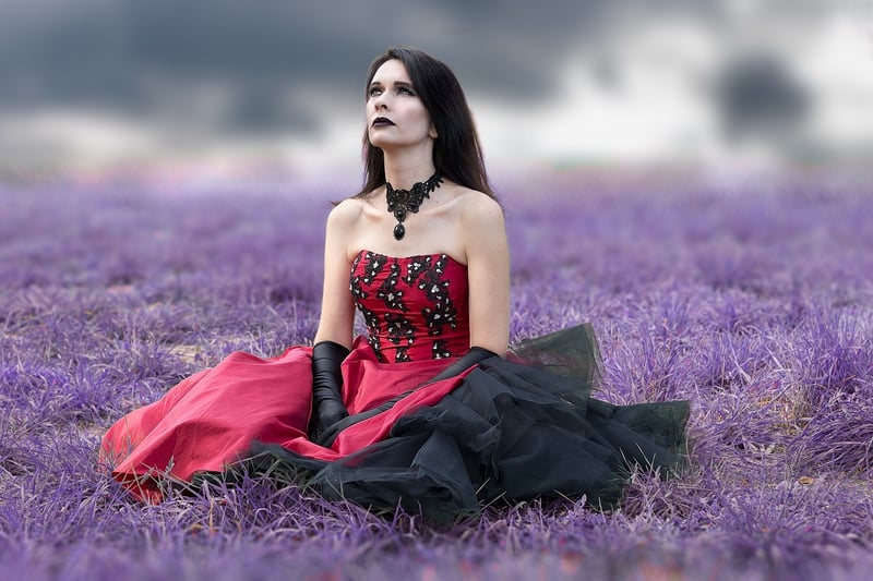 Gothic Glamour Decor